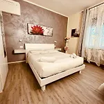 Locazione Turistica Girasole Bed and Breakfast 3*
