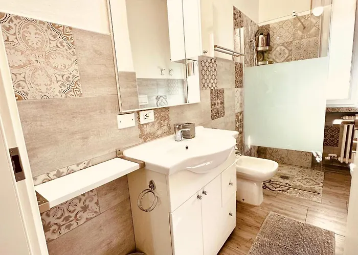 Alojamento de Acomodação e Pequeno-almoço Locazione Turistica Girasole