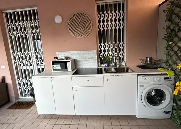 Alojamento de Acomodação e Pequeno-almoço Locazione Turistica Girasole 3*