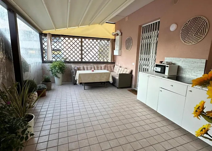 Locazione Turistica Girasole Alojamento de Acomodação e Pequeno-almoço 3*